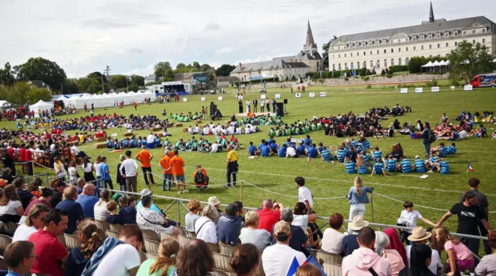 Vu des équipes de la Rugby Heritage Cup Pontlevoy 2023