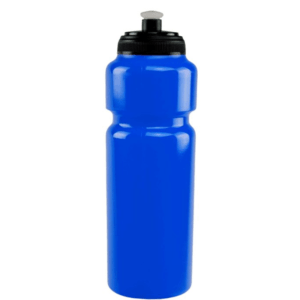 Stay hydrated on the pitch with our rugby water bottle. Designed for performance, it accompanies your thirst for victory at all times.